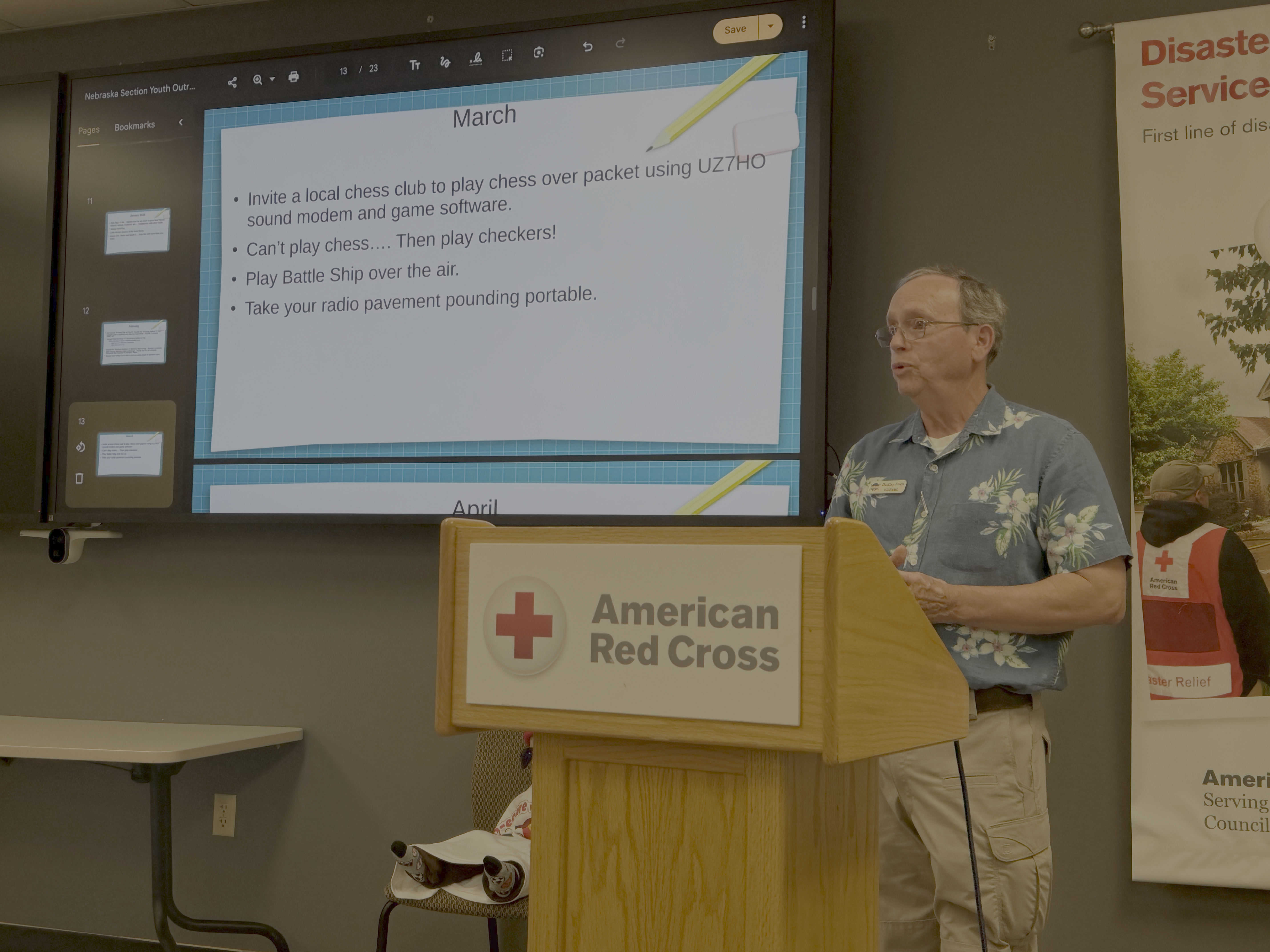 KD0NMD leads a discussion of ham radio outreach